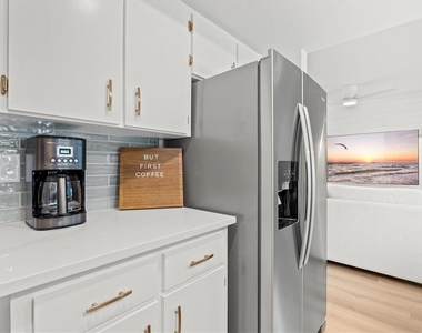 2641 Hyde Park Street - Photo Thumbnail 19