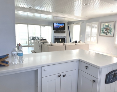 2149 Fairfield Beach Road - Photo Thumbnail 26