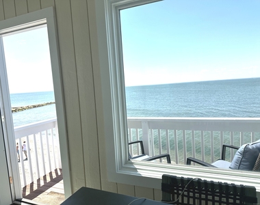 2149 Fairfield Beach Road - Photo Thumbnail 4