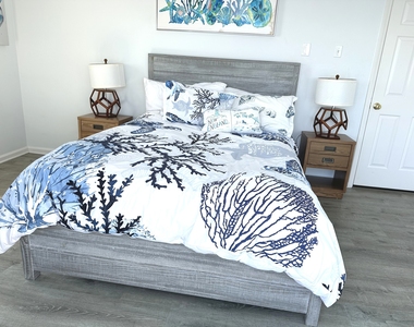 2149 Fairfield Beach Road - Photo Thumbnail 15