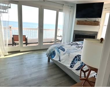 2149 Fairfield Beach Road - Photo Thumbnail 23