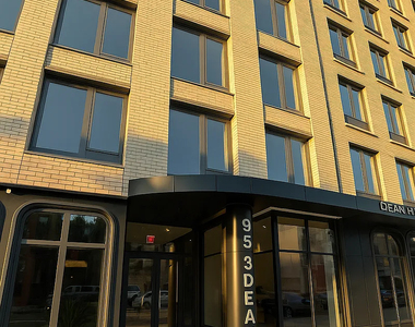 953 Dean Street - Photo Thumbnail 7