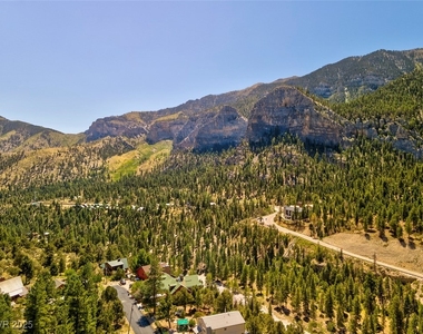 264 Crestview Drive - Photo Thumbnail 88