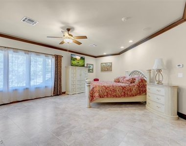 264 Crestview Drive - Photo Thumbnail 45