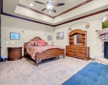 264 Crestview Drive - Photo Thumbnail 35