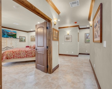264 Crestview Drive - Photo Thumbnail 42
