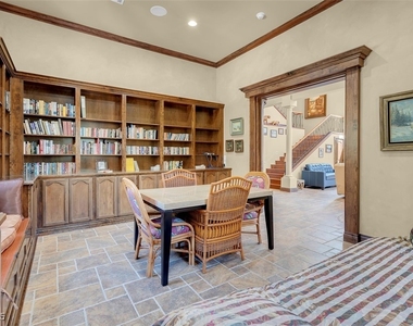 264 Crestview Drive - Photo Thumbnail 40