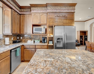 264 Crestview Drive - Photo Thumbnail 30