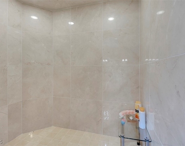 264 Crestview Drive - Photo Thumbnail 56