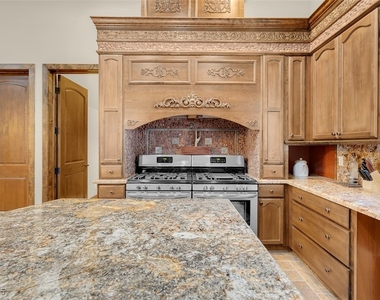 264 Crestview Drive - Photo Thumbnail 26