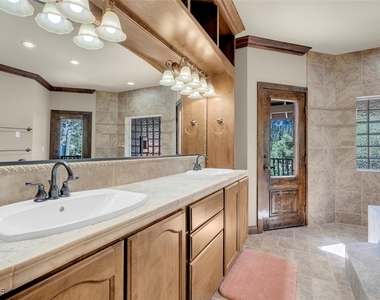 264 Crestview Drive - Photo Thumbnail 51
