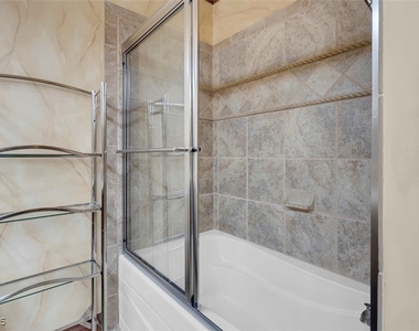 264 Crestview Drive - Photo Thumbnail 66