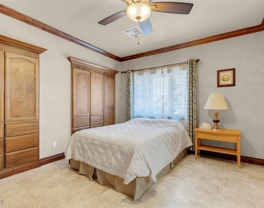 264 Crestview Drive - Photo Thumbnail 59