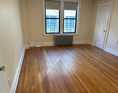 111 East 80th Street - Photo Thumbnail 3