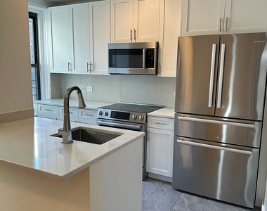 111 East 80th Street - Photo Thumbnail 2