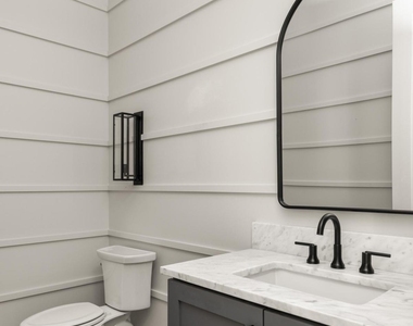 10904 Serenbe Lane - Photo Thumbnail 5