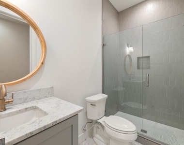 10904 Serenbe Lane - Photo Thumbnail 16
