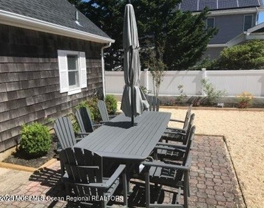 10 E Street - Photo Thumbnail 20
