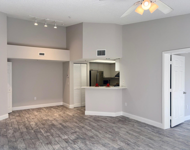 2119 Se 10th Avenue - Photo Thumbnail 7