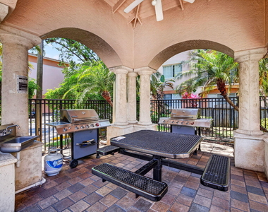 2119 Se 10th Avenue - Photo Thumbnail 44