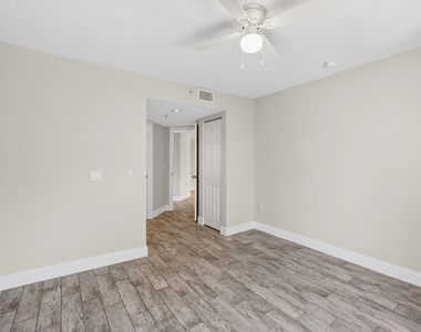 2119 Se 10th Avenue - Photo Thumbnail 30