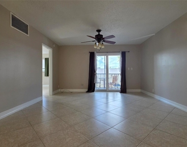 253 S Cypress Road - Photo Thumbnail 9