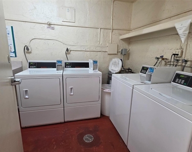 253 S Cypress Road - Photo Thumbnail 18