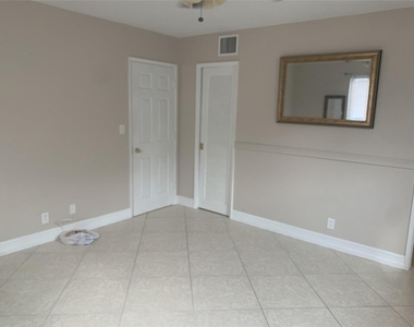 253 S Cypress Road - Photo Thumbnail 4
