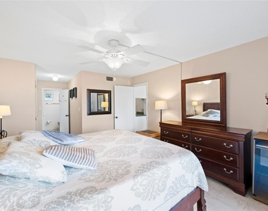 3909 N Ocean Boulevard - Photo Thumbnail 3