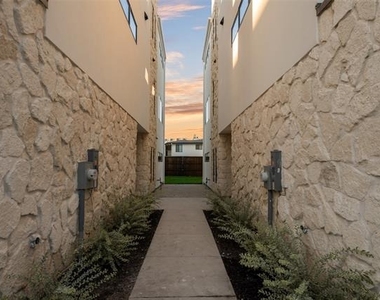 1514 Holly Avenue - Photo Thumbnail 2