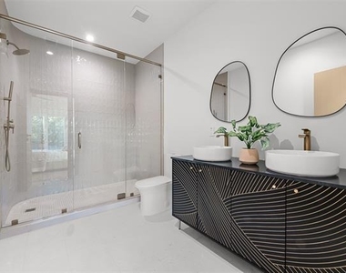 1514 Holly Avenue - Photo Thumbnail 18