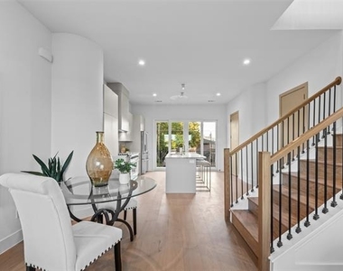 1514 Holly Avenue - Photo Thumbnail 8