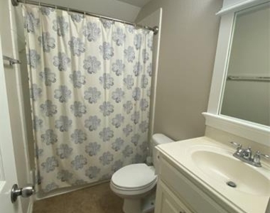 2920 Pinehurst - Photo Thumbnail 30