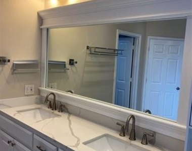 2920 Pinehurst - Photo Thumbnail 17