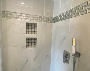 2920 Pinehurst - Photo Thumbnail 21