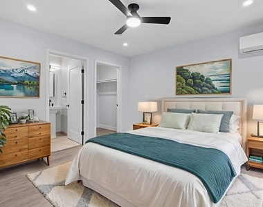 1518 1/4 Stearns Drive - Photo Thumbnail 9
