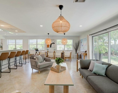 547 Marlin Road - Photo Thumbnail 6
