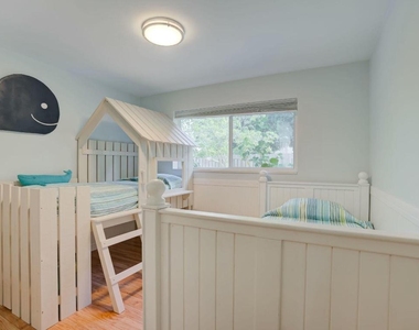 547 Marlin Road - Photo Thumbnail 14