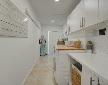 547 Marlin Road - Photo Thumbnail 17