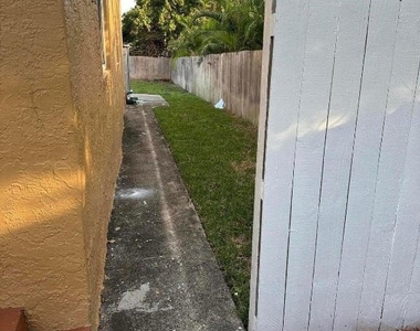 833 Briggs Street Street - Photo Thumbnail 2