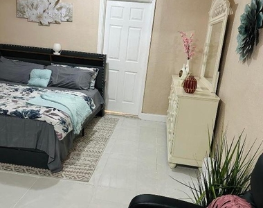 833 Briggs Street Street - Photo Thumbnail 18