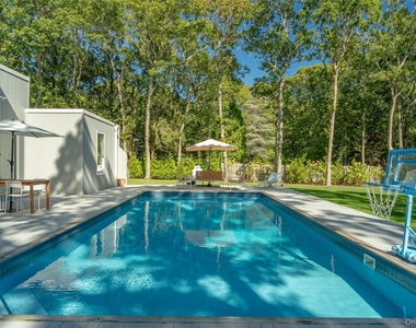 26 Wintergreen Way - Photo Thumbnail 5