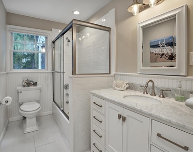 32 White Oak Lane - Photo Thumbnail 10
