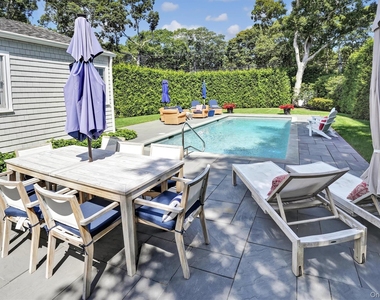 32 White Oak Lane - Photo Thumbnail 12