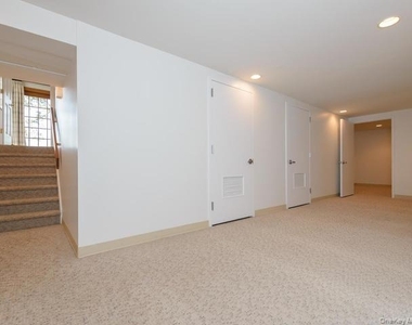 1 Pine Point - Photo Thumbnail 26