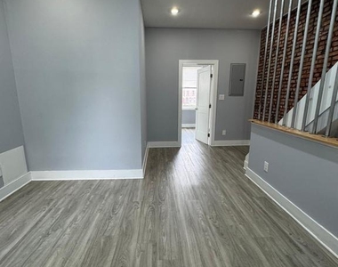 1522 N Willington Street - Photo Thumbnail 2