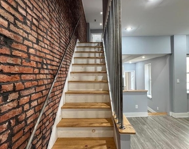 1522 N Willington Street - Photo Thumbnail 4