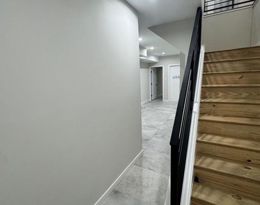 2256 N 9th Street - Photo Thumbnail 21