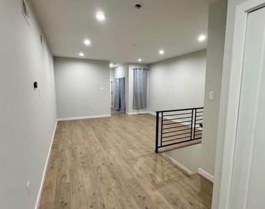 2256 N 9th Street - Photo Thumbnail 9