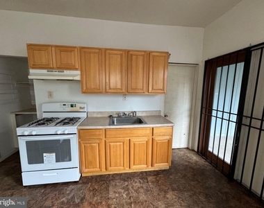 1016 Pine Street - Photo Thumbnail 1